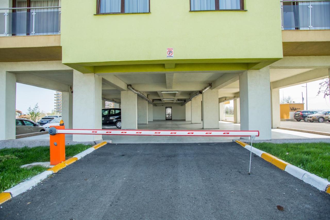 Bella Vista Summerland Mamaia Eksteriør bilde