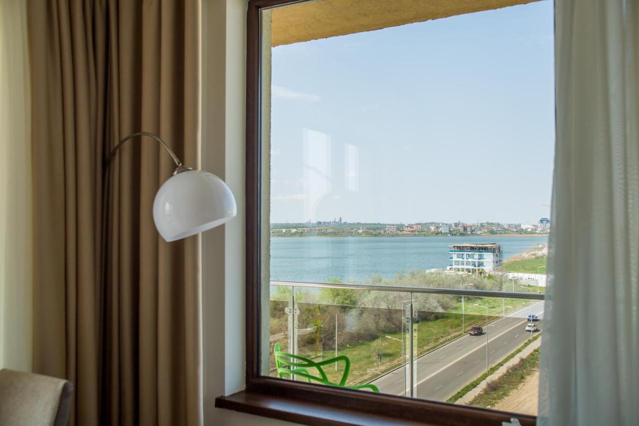 Bella Vista Summerland Mamaia Eksteriør bilde