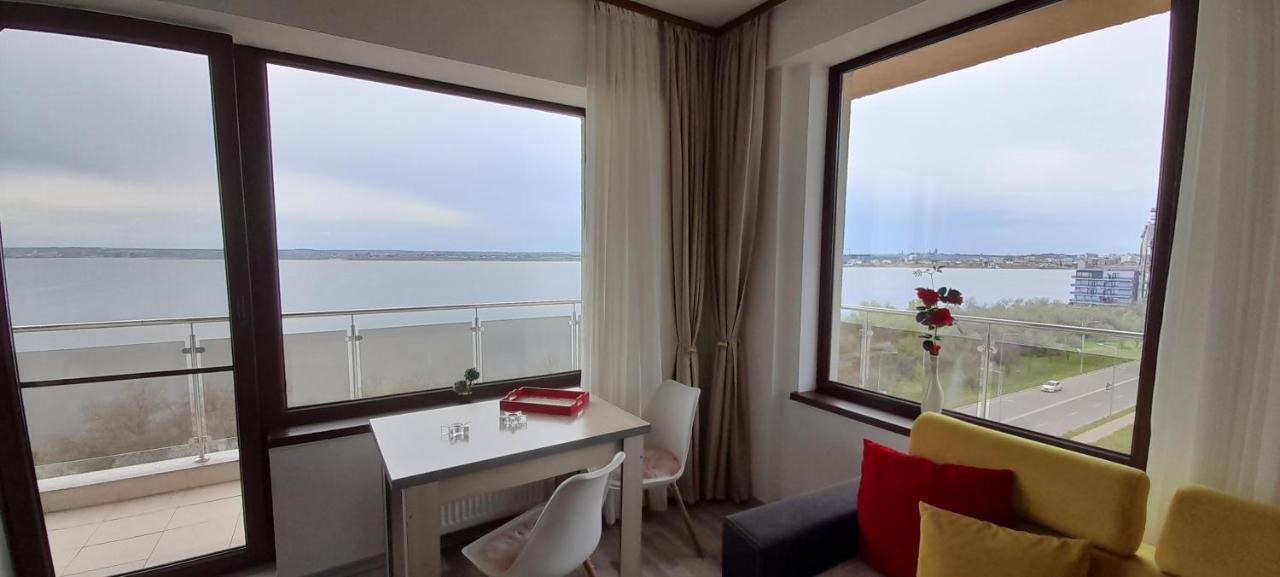 Bella Vista Summerland Mamaia Eksteriør bilde