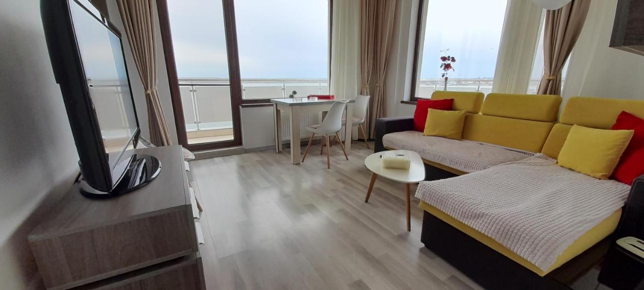 Bella Vista Summerland Mamaia Eksteriør bilde